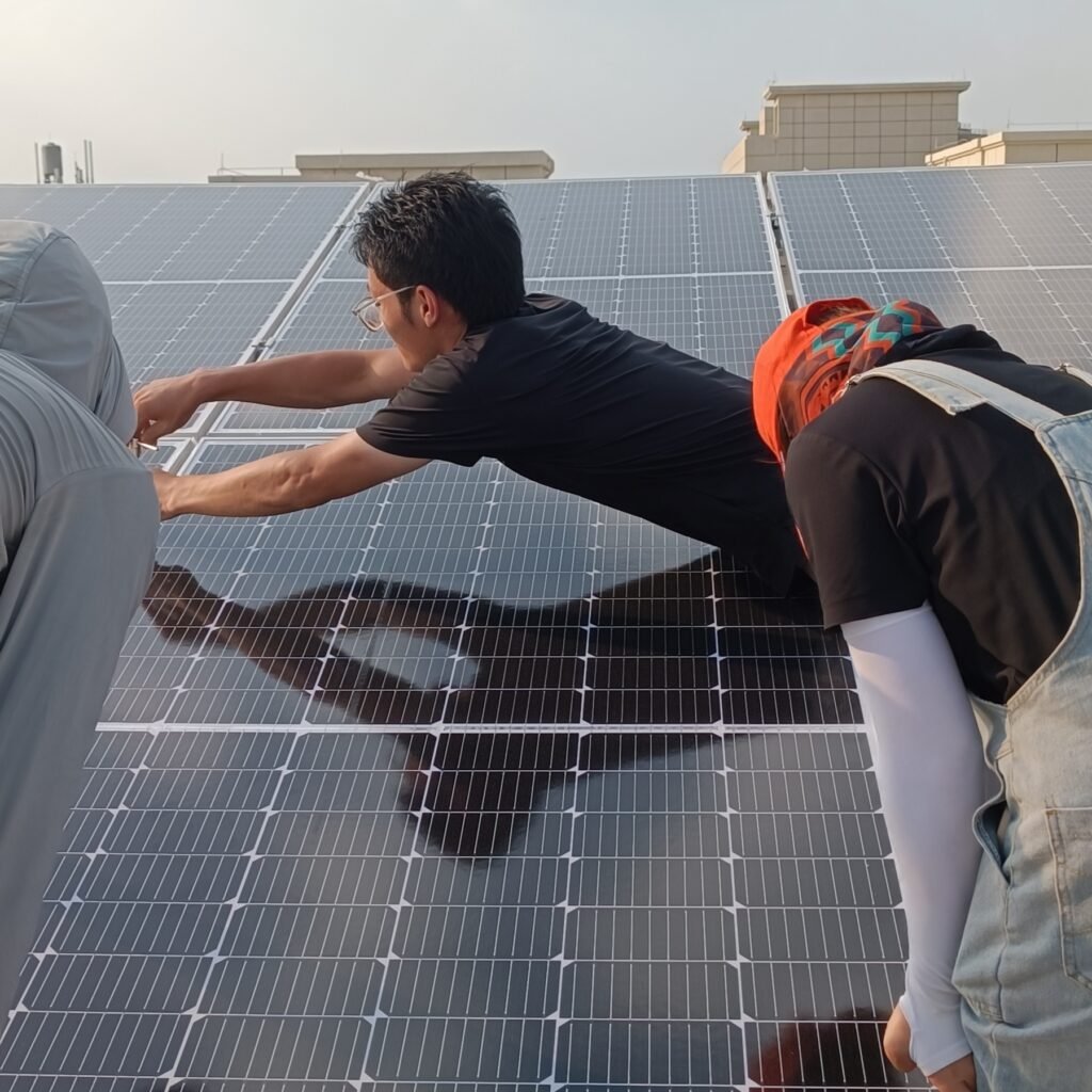 Felicity Solar Project-50K System Installed at Felicity Solar's New Plant